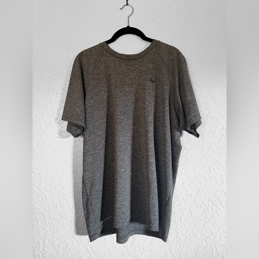 Nike Swim Heather Gray Men's Short Sleeve Tee Dri-Fit UPF 40+ Size L